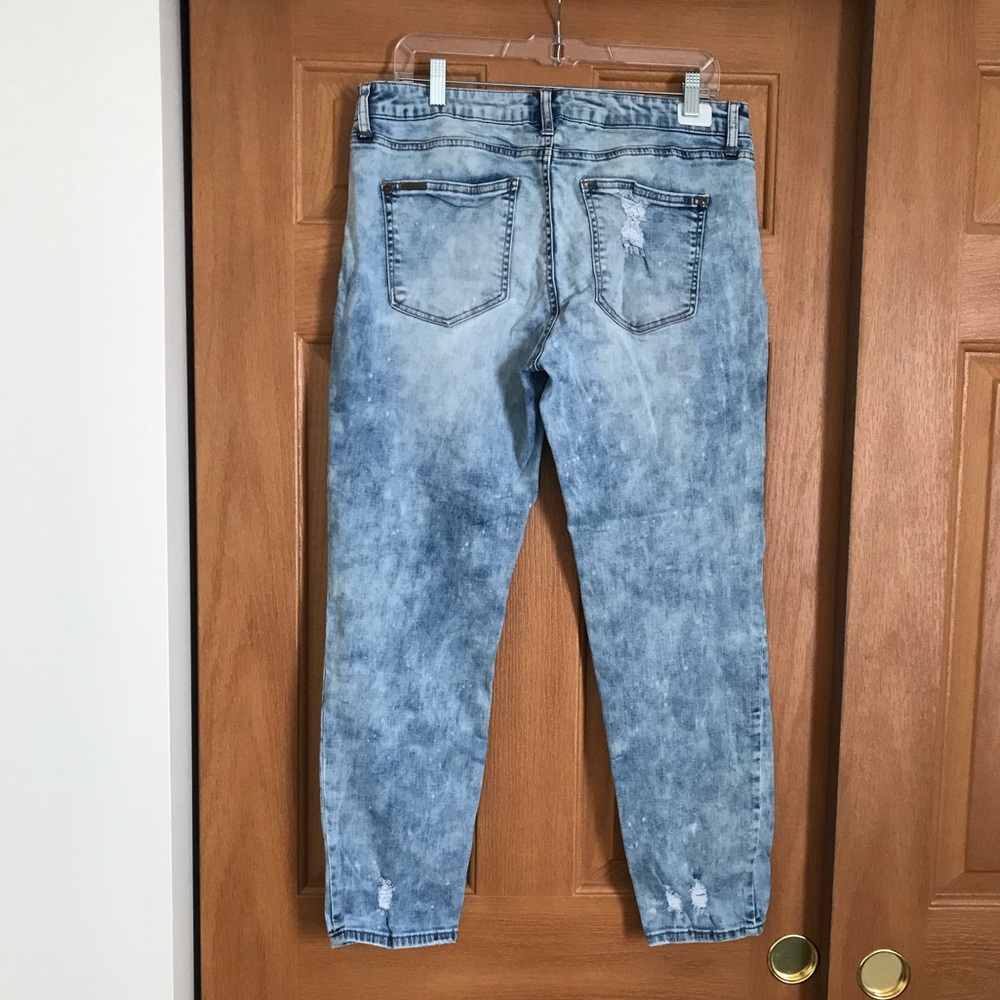 SOLD Celebrity Pink Denim Jeans - Picture 2 of 4